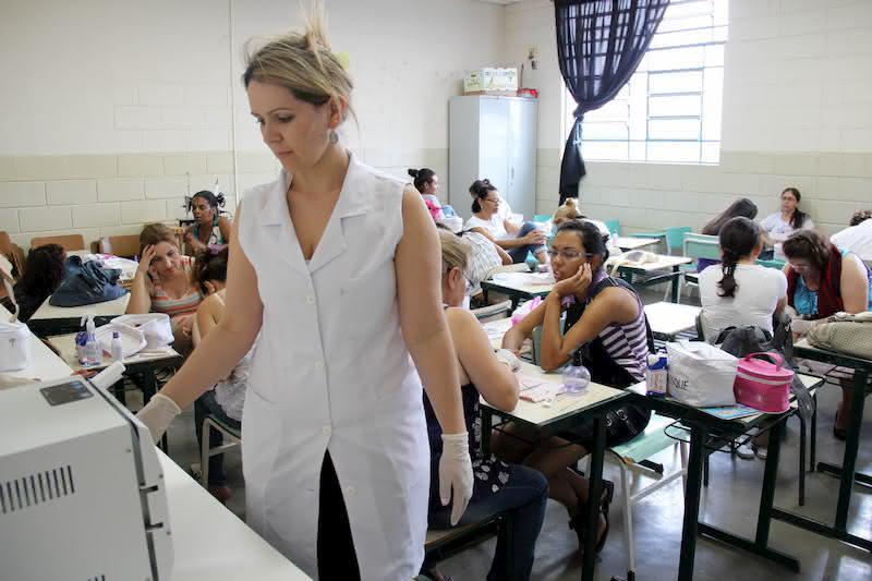 Mercado de trabalho para a Manicure