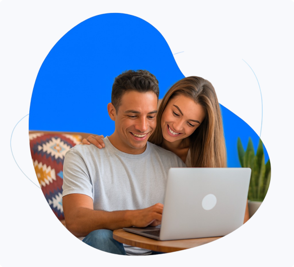 happy_couple_using_notbook